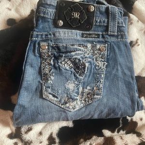 Size 28 easy boot miss me jeans